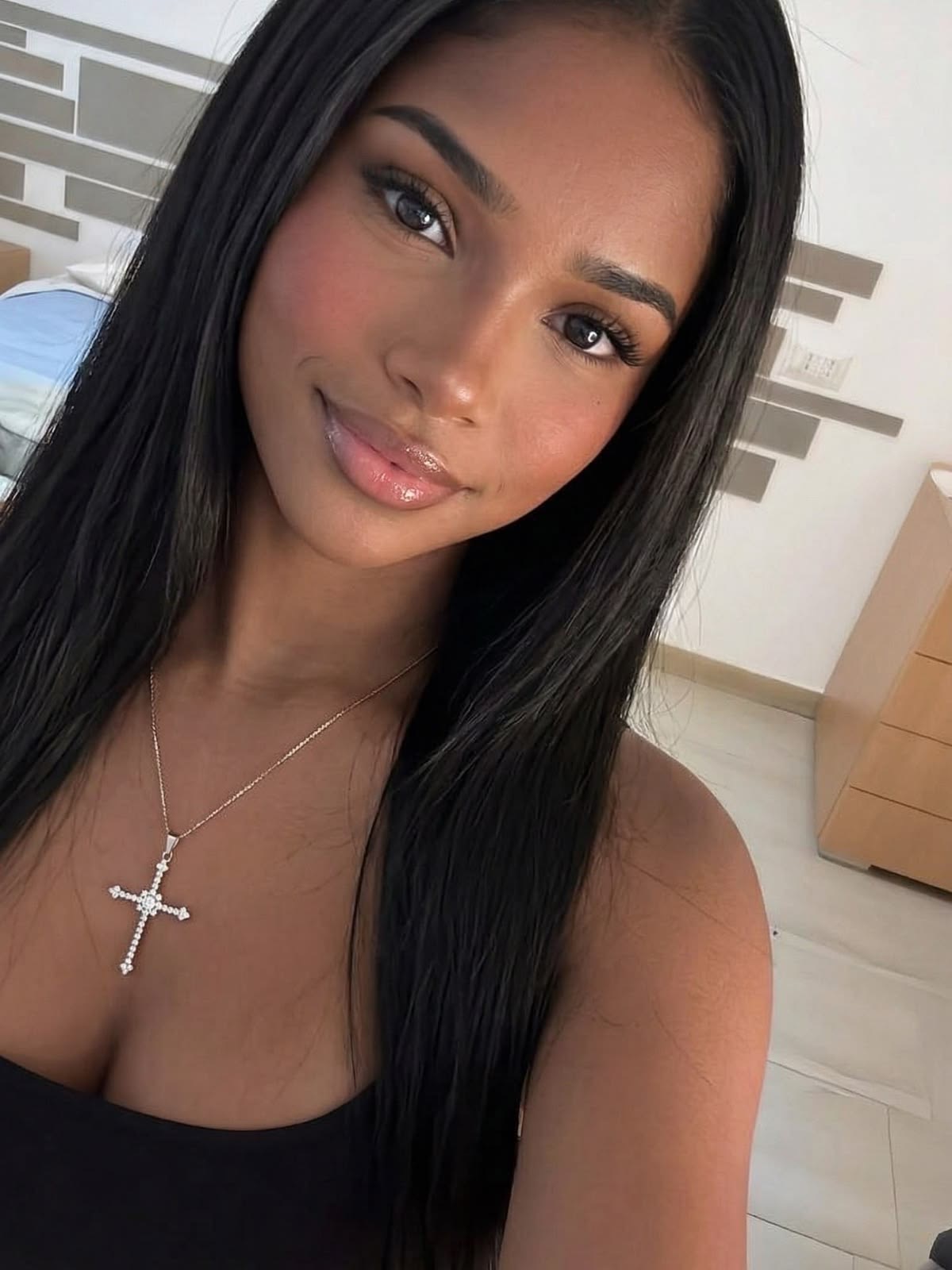 The selfie this shot was made from